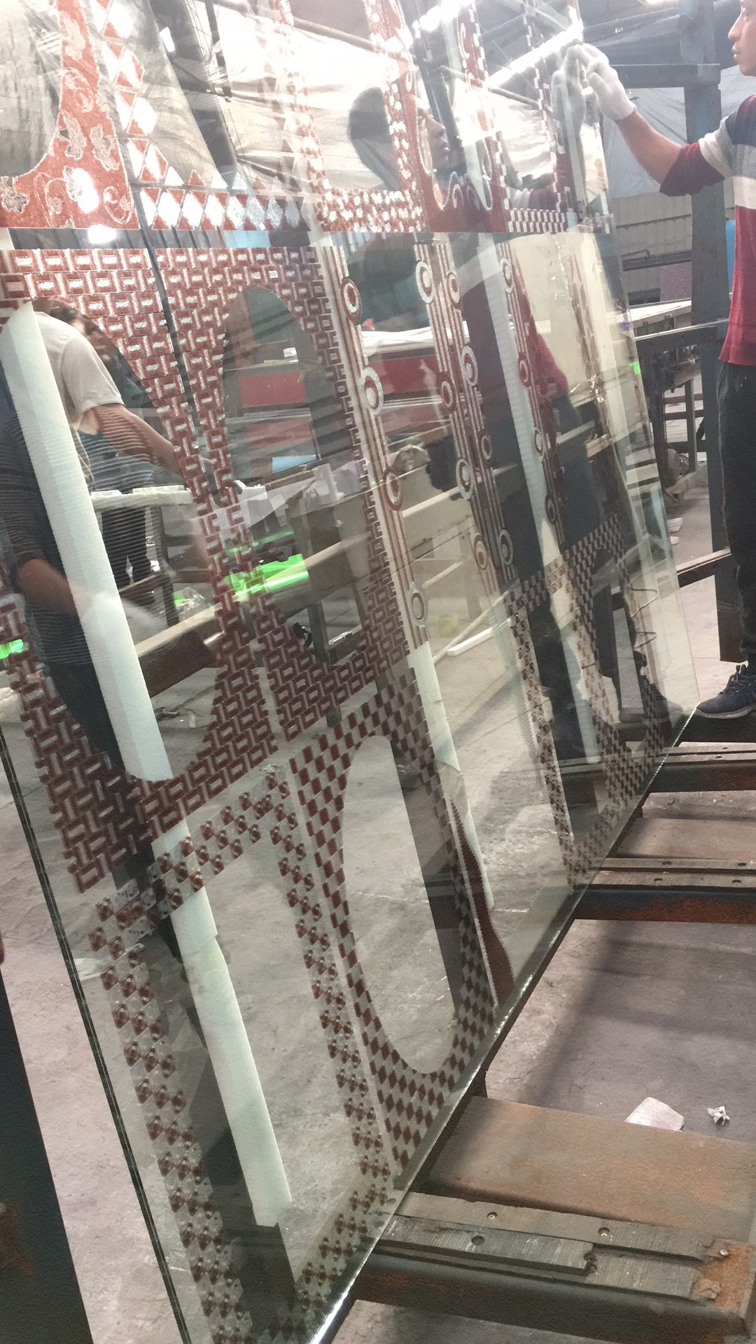 bathroom mirror glass from ginde glass manufacture china supplier exporter